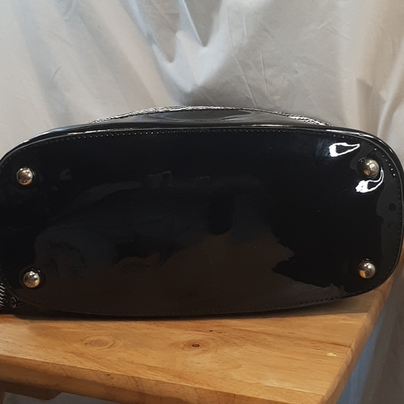 Handbag - Picture 4 of 9